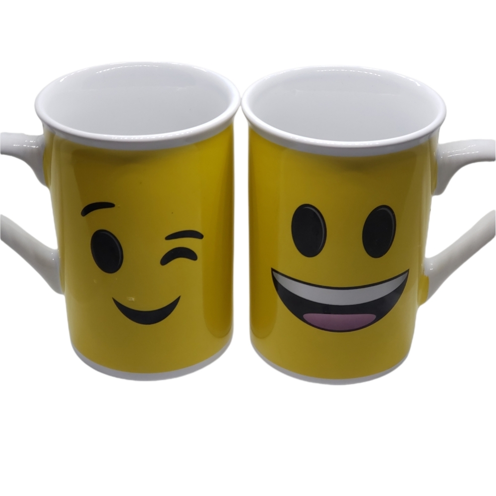 Vintage MSRF Smiley Face coffee mug set